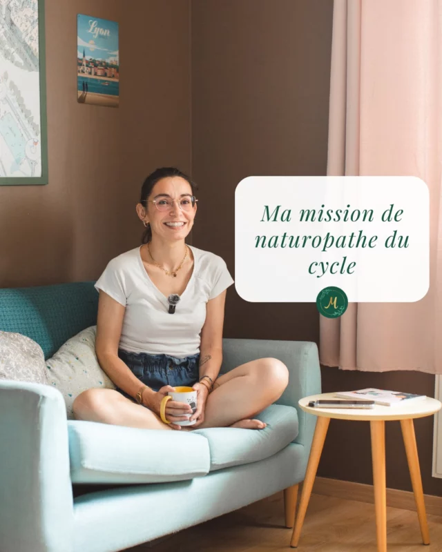 "Pourquoi je fais ce que je fais ?"

C’est une question que je me pose souvent. Et chaque fois, la réponse revient, claire et puissante :

🌿 Je suis devenue naturopathe spécialisée dans le cycle menstruel pour que chaque femme puisse mieux se comprendre, mieux s’écouter, et reprendre le pouvoir sur sa santé.

Parce que pendant longtemps, on nous a appris à ignorer notre corps. À minimiser nos douleurs. À cacher nos règles. À vivre "comme si de rien n’était".

Mais le cycle n’est pas une faiblesse.
C’est un langage. Une boussole. Une force.

💛 Mon rôle, c’est de traduire les messages du corps, de t’aider à apaiser les déséquilibres (règles douloureuses, SPM, SOPK, acné, fatigue…), mais aussi de t’offrir des outils concrets pour vivre ton cycle avec plus de douceur et de clarté.

🌀 Ici, pas de solutions toutes faites.
Juste une approche globale, respectueuse, humaine — qui prend soin de toi, de tes hormones, de ton rythme.

C’est ça, ma mission.
Et chaque femme qui franchit la porte de mon cabinet ou m’écrit en ligne me rappelle pourquoi je l’ai choisie.

✨ Merci de faire partie de cette aventure.

#naturopathie #santéfeminine #cyclemenstruel #naturopathemilitrice #écouteducorps #missiondevie
